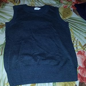 Heather gray thin sweater vest